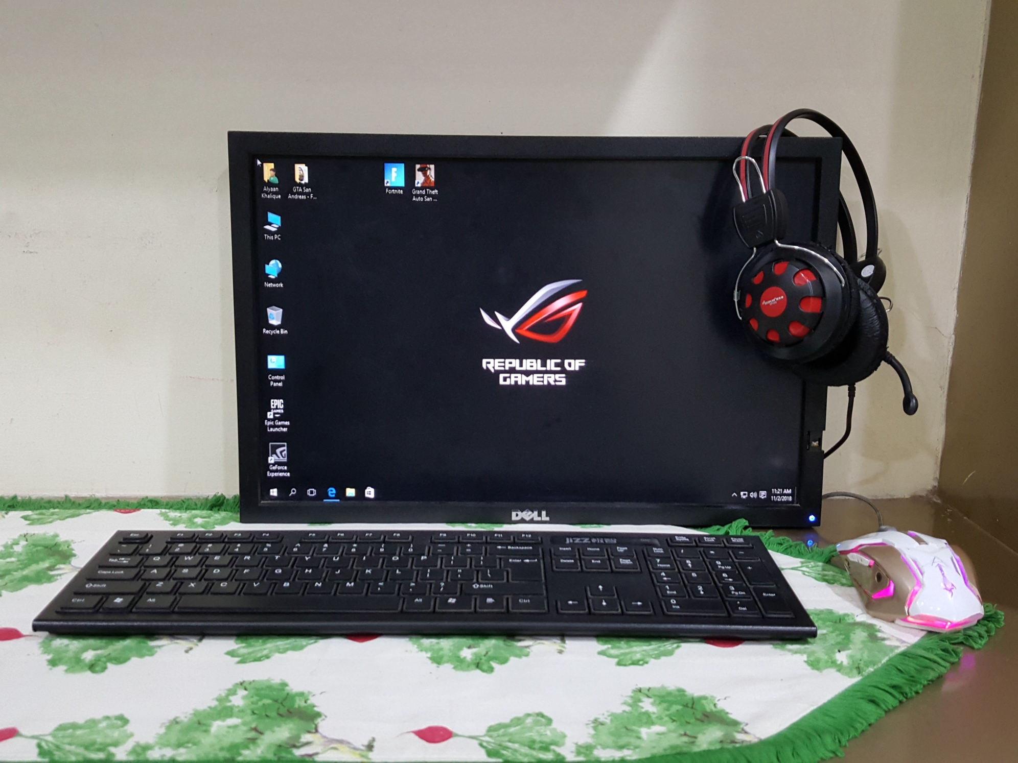 Simple SetUp Gaming PC